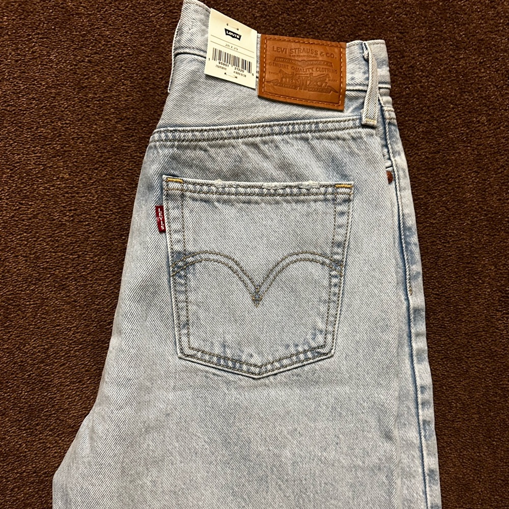 Ribcage Straight Ankle
Women's Jeans 28x29